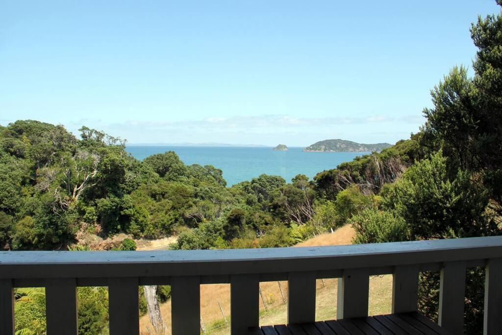 Pohutukawa Coastal Chalets Coromandel ภายนอก รูปภาพ