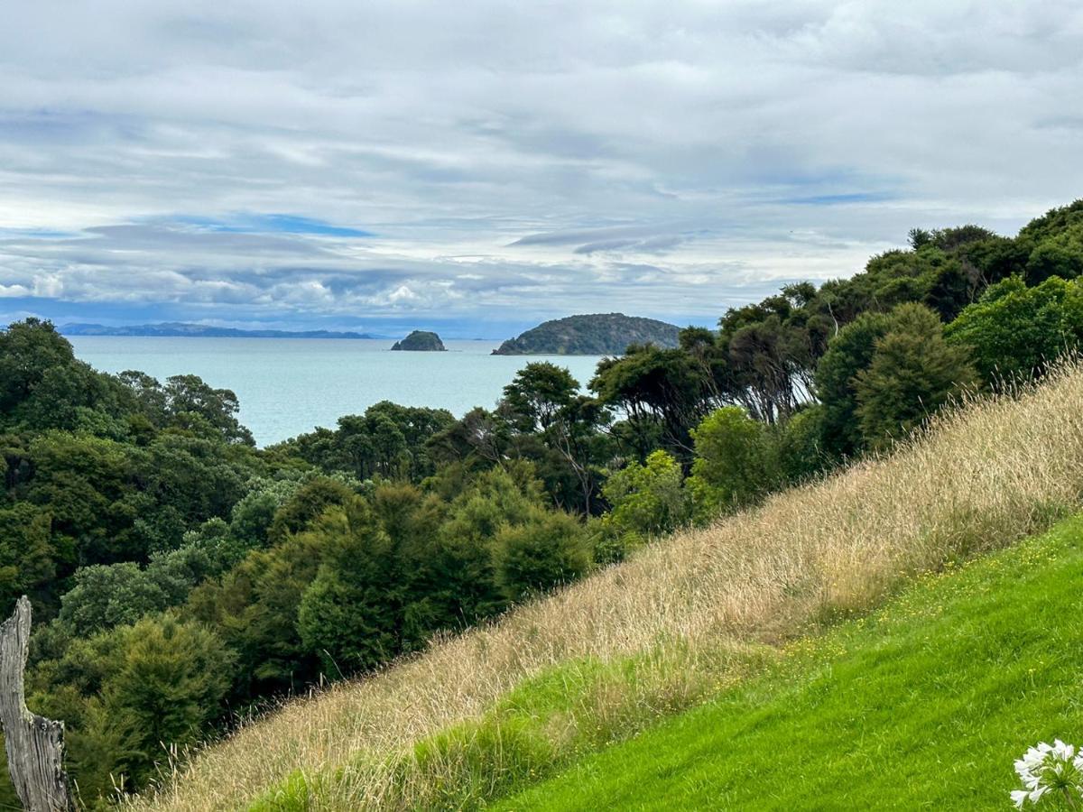 Pohutukawa Coastal Chalets Coromandel ภายนอก รูปภาพ