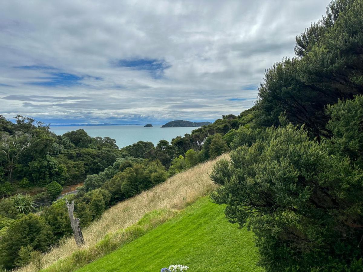 Pohutukawa Coastal Chalets Coromandel ภายนอก รูปภาพ